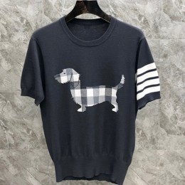 [THOM BROWNE] 톰브라운 22SS 남성 사선완장 dog 반팔니트 MM459, TB1, 홍콩명품,무브타임사이트,2022신상,명품의류