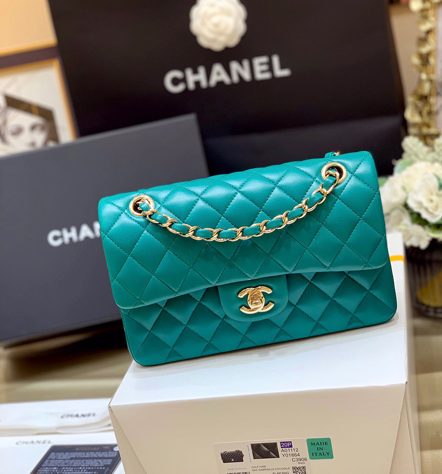 [홍콩명품,CHANEL] 샤넬 WOC 플랩백 CC로고 금장 청녹색, 25cm, BDA, 명품가방,최신,22SS,여자가방,미러급,레플리카,무브타임,직구쇼핑몰