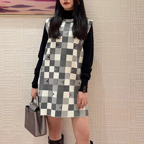 [홍콩명품.LOUIS VUITTON] 루이비통 23SS 팝 모노그램 다미에 니트 원피스 (그레이) 1AAZ3D, BM3493, TBG, 명품쇼핑몰,의류,무브타임사이트,인터넷쇼핑몰,해외직구