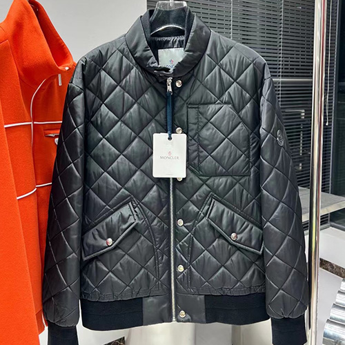 [홍콩명품.MONCLER] 몽클레어 23SS 로고 퀄팅 경량 솜자켓, BM7883, TOP, 온라인명품쇼핑몰,남자명품의류,인터넷쇼핑몰,해외직구