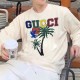 [홍콩명품.Gucci] 구찌 23SS 로고 그래픽 프린트 맨투맨 (아이보리), BM7898, TOP, 온라인명품쇼핑몰,남자명품의류,인터넷쇼핑몰,해외직구