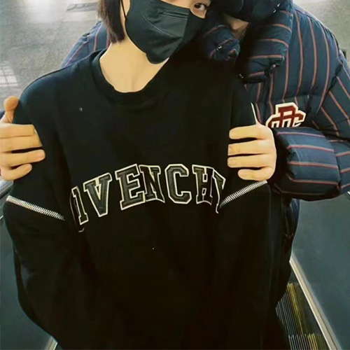 [홍콩명품.GIVENCHY] 지방시 23SS 로고 레더 코튼 소매 탈부착 맨투맨 (블랙), BM8684, JU, 온라인명품쇼핑몰,남자명품의류,인터넷쇼핑몰,해외직구