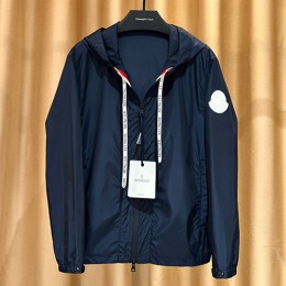 [홍콩명품.MONCLER] 몽클레어 23SS 로고 3선 바람막이 자켓 (네이비), BM9972, 온라인명품쇼핑몰,남자명품의류,인터넷쇼핑몰,해외직구