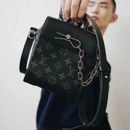 [홍콩명품.LOUIS VUITTON] 루이비통 23SS 남성 나노 스티머 M82774, BGM2100, BDA, 홍콩명품가방,명품쇼핑몰,크로스백,핸드백,구매대행,무브타임