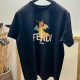 [홍콩명품,FENDI] 펜디 24SS 로고 드래곤 그래픽 프린트 반팔 티셔츠 (2컬러), BM13072, YS, 홍콩명품의류,구매대행,온라인명품