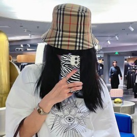 [홍콩명품.Burberry] 버버리 24SS 로고 체크 패턴 57cm 벙거지 모자, CA0185, NNT, 홍콩명품쇼핑몰,인터넷명품,온라인명품사이트,남자명품,해외직구
