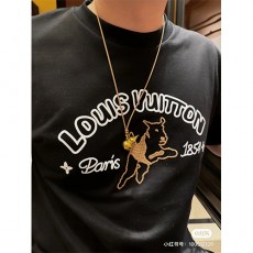 [홍콩명품.LOUIS VUITTON] 루이비통 24SS 로고 그래픽 반팔 티셔츠 (블랙), BM13555, GHH, 홍콩명품의류,구매대행,온라인명품