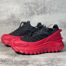 [홍콩명품.MONCLER] 몽클레어 24SS 로고 TRAILGRIP GTX 스니커즈 운동화 (블랙-레드), SE3127, S3, 명품스니커즈,운동화,구두,로퍼,하이탑,신발