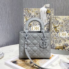 [홍콩명품,Christian Dior] 디올 24SS 로고 레이디 핸드백 크로스백 (그레이), BGM3078, 홍콩명품가방,명품쇼핑몰,크로스백,핸드백,구매대행,무브타임