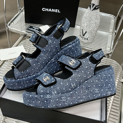 [홍콩명품.CHANEL] 샤넬 24SS 로고 여성 7.5cm굽 샌들 (데님), SE3349, SMS, 명품스니커즈,운동화,구두,로퍼,하이탑,신발