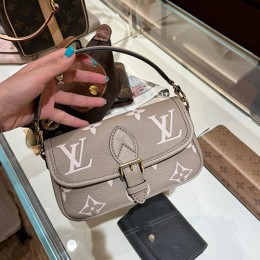 [홍콩명품.LOUIS VUITTON] 루이비통 24SS 모노그램 나노 다이앤 바이컬러 앙프렝뜨 크림 베이지 M83300, BGM3175, BDA, 홍콩명품가방,명품쇼핑몰,크로스백,핸드백,구매대행,무브타임