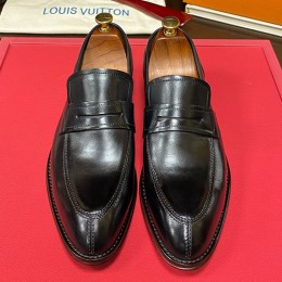 [홍콩명품.LOUIS VUITTON] 루이비통 24SS 로고 레더 가죽 정장 로퍼 구두 (블랙), SE3609, S1, 명품스니커즈,운동화,구두,로퍼,하이탑,신발