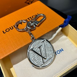 [홍콩명품.LOUIS VUITTON] 루이비통 24SS LV로고 키홀더 키링 (2컬러), ET2529, AGG, 홍콩명품쇼핑몰,인터넷명품,온라인명품사이트,남자명품,해외직구