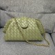 [홍콩명품.BOTTEGA VENETA] 보테가베네타 24SS 로고 Lauren 1980 teen clutch 인트레치아토 레더 가죽 크로스백 (그린), BGM3325, BT, 홍콩명품가방,명품쇼핑몰,크로스백,핸드백,구매대행,무브타임