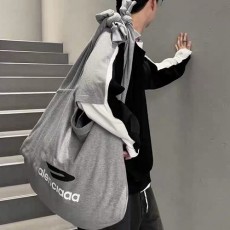 [홍콩명품.BALENCIAGA] 발렌시아가 24SS 로고 프린트 어깨 백 (그레이), BGM3741, JL, 홍콩명품의류,구매대행,온라인명품