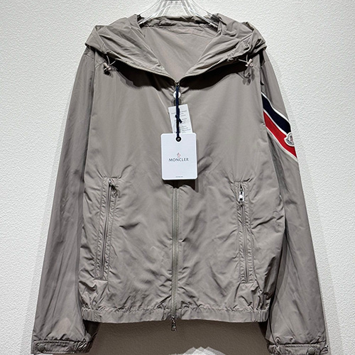 [홍콩명품.MONCLER] 몽클레어 24SS 로고 후드 바람막이 자켓 (2컬러), BM16028, KB, 홍콩명품의류,구매대행,온라인명품