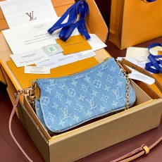 [홍콩명품.LOUIS VUITTON] 루이비통 24SS 로고 모노그램 리브 포쉐트 스카이 블루 M83532 (데님), BGM4015, BDA, 홍콩명품가방,명품쇼핑몰,크로스백,핸드백,구매대행