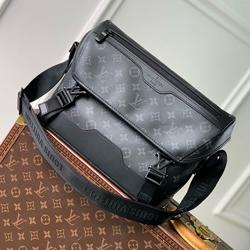 [홍콩명품.LOUIS VUITTON] 루이비통 25SS 로고 메신저 보야저 PM 백 모노그램 이클립스 캔버스 M12517, BGM4352, BDA, 홍콩명품가방,명품쇼핑몰,크로스백,핸드백,구매대행