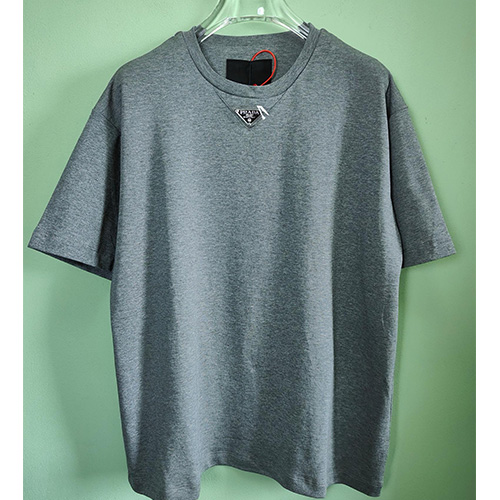 [홍콩명품,PRADA] 프라다 25SS 삼각로고 반팔 티셔츠 (그레이), BM20032, JL, 홍콩명품의류,구매대행,온라인명품