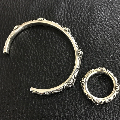 [가격문의][홍콩명품.Chrome Hearts] 크롬하츠 25SS 로고 925실버 팔찌, ET2858, CR1, 홍콩명품의류,구매대행,온라인명품