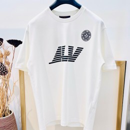 [홍콩명품.LOUIS VUITTON] 루이비통 25SS 로고 그래픽 프린트 반팔 티셔츠 (2컬러), BM20415, YS, 홍콩명품의류,구매대행,온라인명품