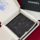 [홍콩명품.CHANEL] 샤넬 25SS 로고 패턴 90-90 실크 스카프 머플러 (블랙), ET2928, JX, 홍콩명품의류,구매대행,온라인명품