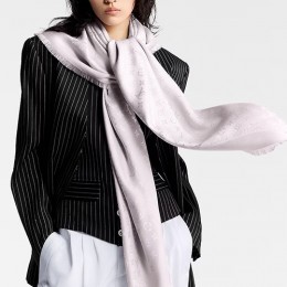 [홍콩명품.LOUIS VUITTON] 루이비통 25SS 로고 모노그램 클래식 숄 140-140 스카프 머플러 M76875 (라이트그레이), ET2963, JX, 홍콩명품의류,구매대행,온라인명품