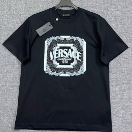 [홍콩명품.VERSACE] 베르사체 25SS 로고 프린트 반팔 티셔츠 (2컬러), BM20633, JQ, 홍콩명품의류,구매대행,온라인명품