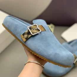 [홍콩명품.Burberry] 버버리 25SS 로고 레더 가죽 바겐스탁 슬리퍼 (스카이블루), SE4941, PMD, 명품스니커즈,운동화,구두,로퍼,하이탑,신발