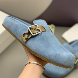 [홍콩명품.Burberry] 버버리 25SS 로고 레더 가죽 바겐스탁 슬리퍼 (스카이블루), SE4941, PMD, 명품스니커즈,운동화,구두,로퍼,하이탑,신발