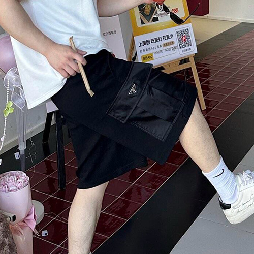 [홍콩명품,PRADA] 프라다 25SS 삼각로고 나일론 포켓 쇼츠 반바지 (블랙), BM20925, KB, 홍콩명품의류,구매대행,온라인명품