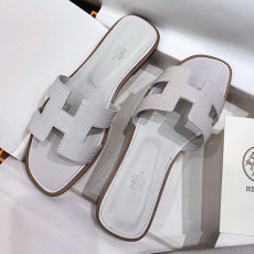 [홍콩명품.Hermes] 에르메스 25SS 로고 여성 ORAN 슬리퍼 (그레이), SE5125, ALW, 명품스니커즈,운동화,구두,로퍼,하이탑,신발