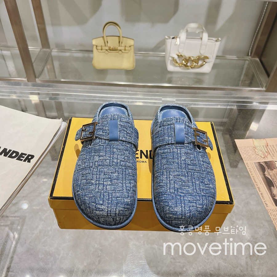 [홍콩명품,FENDI] 펜디 25SS 로고 남여 FF패턴 레더 가죽 샌들 슬리퍼 (스카이블루), SE5282, GHS, 명품스니커즈,운동화,구두,로퍼,하이탑,신발
