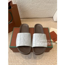 [홍콩명품.Loro Piana] 로로피아나 25SS 로고 남여 레더 가죽 샌들 슬리퍼 (화이트), SE5291, GHS, 명품스니커즈,운동화,구두,로퍼,하이탑,신발