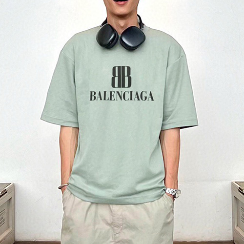 [홍콩명품.BALENCIAGA] 발렌시아가 25SS 로고 프린트 반팔 티셔츠 (2컬러), BM21311, JU, 명품레플리카,미러급,온라인쇼핑몰사이트
