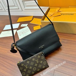 [홍콩명품.LOUIS VUITTON] 루이비통 25SS 로고 로우 키 메신저백 블랙 M13148, BGM4947, BDA, 홍콩명품가방,명품쇼핑몰,크로스백,핸드백,구매대행