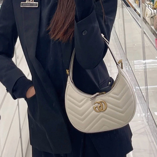 [홍콩명품.Gucci] 구찌 25SS 로고 GG 마몽 하프 문 쉐이프 미니백 화이트 레더 699514, BGM5030, GU2, 홍콩명품가방,명품쇼핑몰,크로스백,핸드백,구매대행