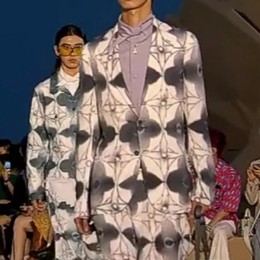 [홍콩명품.LOUIS VUITTON] 루이비통 25SS 로고 모노그램 정장 수트 자켓 (화이트), BM21754, SAM, 레플리카의류,미러급사이트