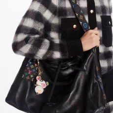 [홍콩명품.LOUIS VUITTON] 루이비통 25SS 로고 x 무라카미 타카시 캐리올 바이브 MM 블랙 M13105, BGM5082, BDA, 홍콩명품가방,명품쇼핑몰,크로스백,핸드백,구매대행