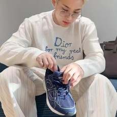 [홍콩명품,Christian Dior] 디올 25SS 로고 그래픽 니트 스웨터 (2컬러), BM21895, KB, 레플리카의류,미러급사이트