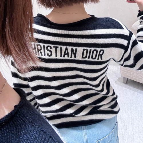 [홍콩명품,Christian Dior] 디올 25SS 로고 여성 스트라이프 니트 스웨터 (화이트), BM22172, JL, 레플리카의류,미러급사이트