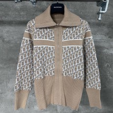 [홍콩명품,Christian Dior] 디올 25SS 로고 오블리크 니트 카라 집업 자켓 (카라멜), BM22303, KK, 레플리카의류,미러급사이트