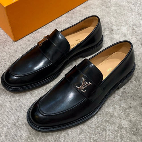 [홍콩명품.LOUIS VUITTON] 루이비통 25SS 로고 레더 가죽 로퍼 구두 (블랙), SE5636, S3, 명품스니커즈,운동화,구두,로퍼,하이탑,신발