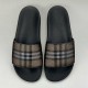 [홍콩명품.Burberry] 버버리 25SS 로고 체크패턴 레더 가죽 슬리퍼 (2컬러), SE5670, S3, 명품스니커즈,운동화,구두,로퍼,하이탑,신발