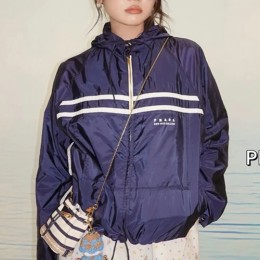 [가격문의][홍콩명품,PRADA] 프라다 25SS 로고 후드 바람막이 자켓 (네이비), BM22716, JL, 레플리카의류,미러급사이트