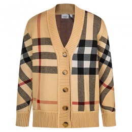 [가격문의][홍콩명품.Burberry] 버버리 25SS 로고 체크패턴 캐시미어 V넥 니트 가디건 (카라멜), BM22763, S1F, 레플리카의류,미러급사이트