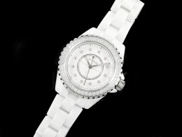 [홍콩명품.CHANEL] 샤넬 J13 33mm 다이아몬드 베젤 화이트 세라믹 화이트 다이얼 쿼츠/밧데리 여자시계 여성용