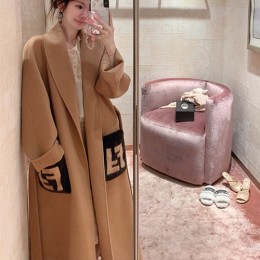 [홍콩명품,FENDI] 펜디 25SS 로고 여성 FF포켓 캐시미어 코트 자켓 (2컬러), BM22846, TOM, 레플리카의류,미러급사이트