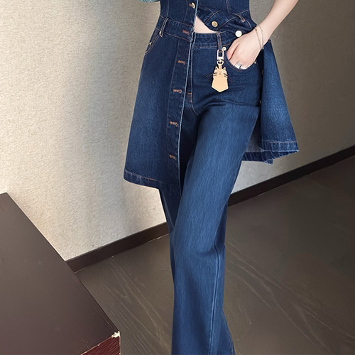 [홍콩명품.LOUIS VUITTON] 루이비통 25SS 로고 여성 오버핏 데님 팬츠 진 청바지, BM23088, MC, 레플리카의류,미러급사이트