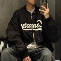 [홍콩명품.BALENCIAGA] 발렌시아가 25SS 로고 자수 오버핏 바시티 솜자켓 (블랙), BM23418, KB, 레플리카의류,미러급사이트